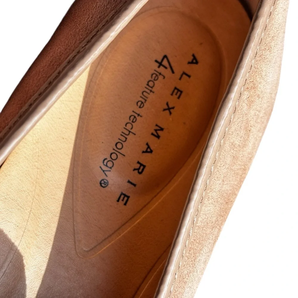 New Alex Marie Taupe Beige Slip On Loafers Chain Detail 1” Lugg Sole Size 9.5M